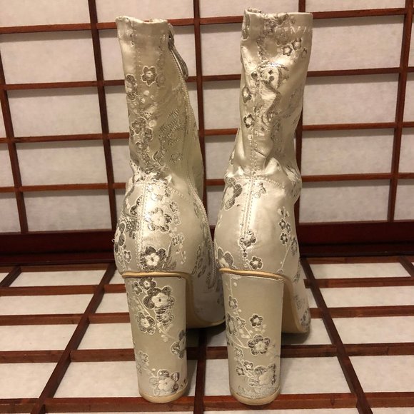 SEXY SATINY SILVER ROUNDED HEEL MID CALF BOOTS - Picture 3 of 8